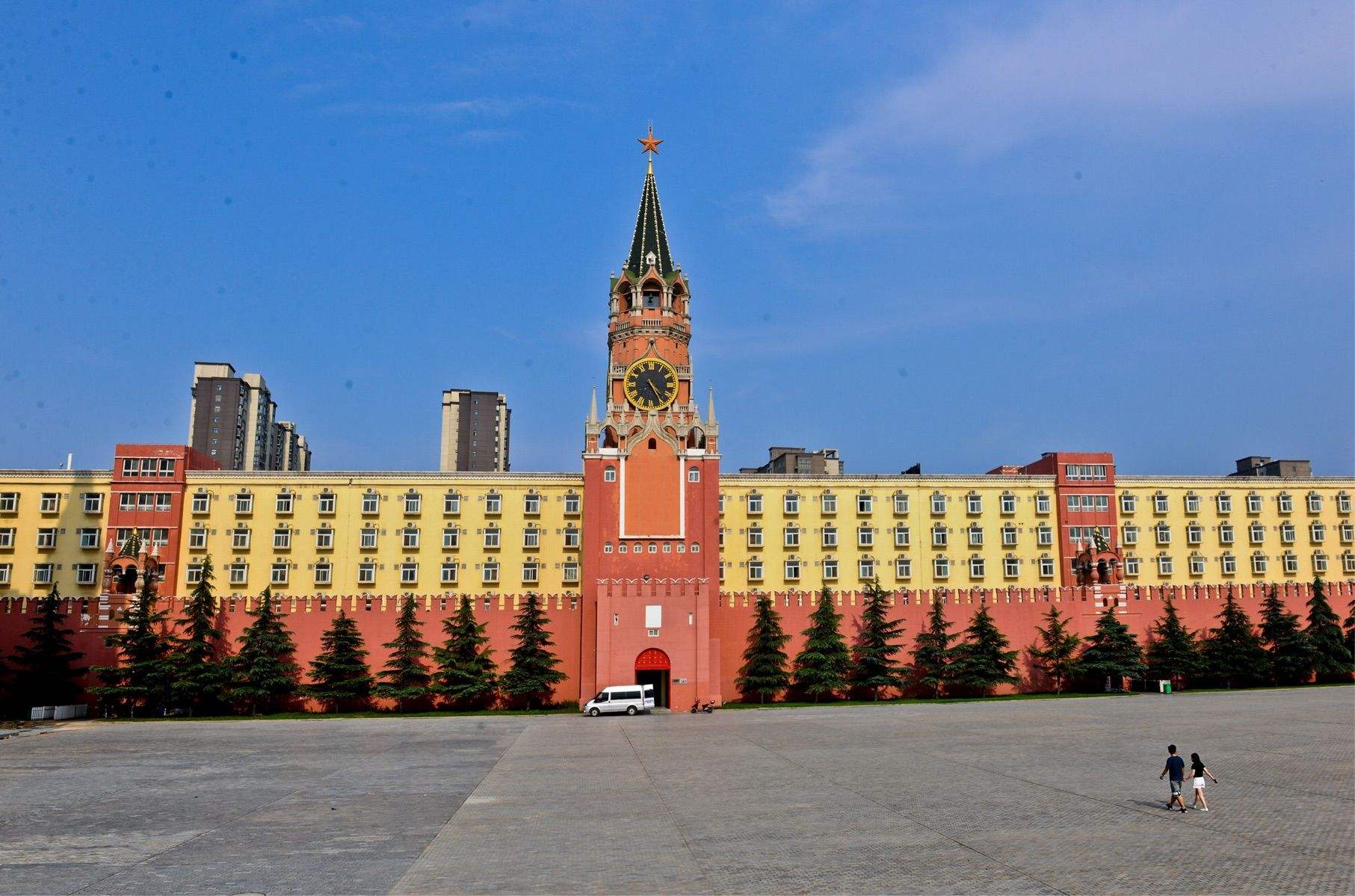 鄭州大學(xué)西亞斯國(guó)際學(xué)院(張雪峰談鄭州西亞斯學(xué)院學(xué)費(fèi))-圖1