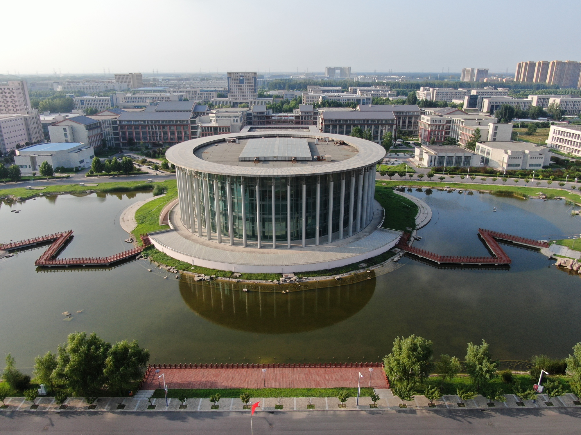河南省藝術職業學院(河南省藝術類錄取最新政策)-圖1