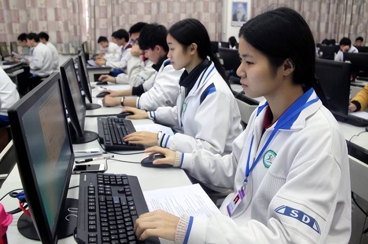 女生學計算機可以從事什么職業-圖1