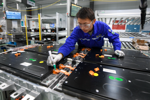 升本捷徑!合肥工貿實驗班小班教學+企業(yè)實習,學歷技能雙提升 ——合肥工貿高級技工學校2025年招生火熱進行中-圖1 升本捷徑!合肥工貿實驗班小班教學+企業(yè)實習,學歷技能雙提升 ——合肥工貿高級技工學校2025年招生火熱進行中-圖1