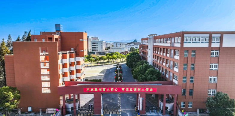 沒考上高中怎么辦？2025年合肥女生選擇醫藥衛生學校的優勢-圖1