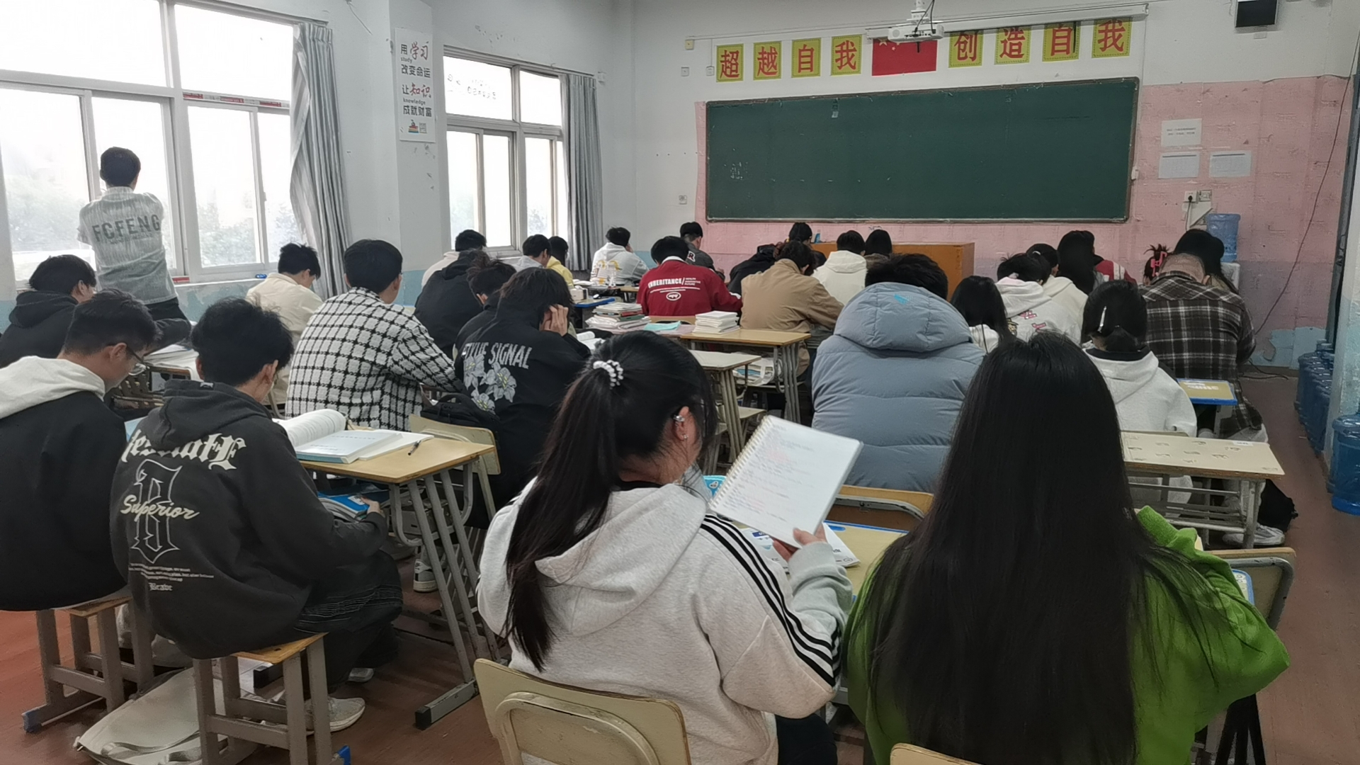 2025年單招落榜/高考沒(méi)考上怎么復(fù)讀？安徽單招網(wǎng)集訓(xùn)營(yíng)（協(xié)議班+志愿規(guī)劃）-圖2